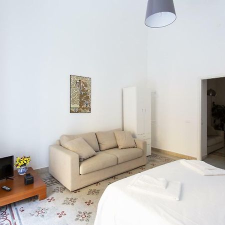 Star Politeama Apartment Palermo Exteriör bild