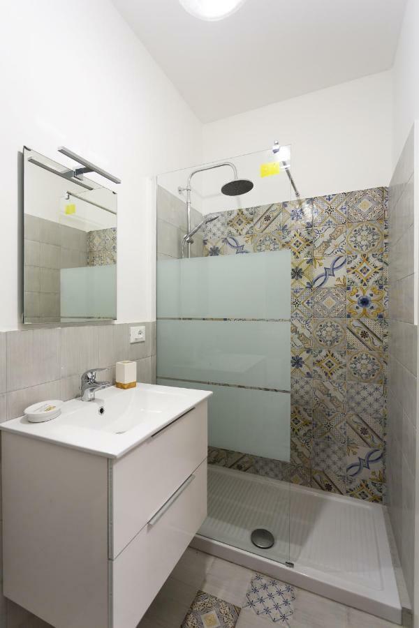 Star Politeama Apartment Palermo Exteriör bild