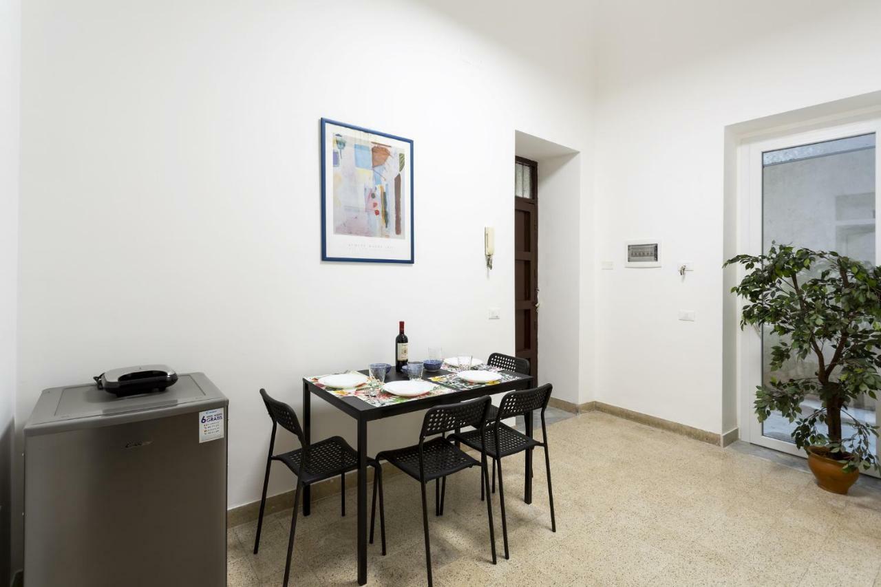 Star Politeama Apartment Palermo Exteriör bild